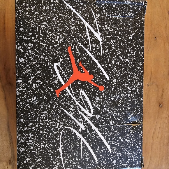 Air Jordan 4 Retro Military Black - Picture 6 of 6